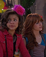 Shake_It_Up_S01E19_1080p_001998.jpg