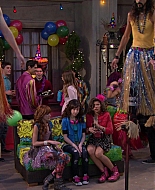 Shake_It_Up_S01E19_1080p_002063.jpg