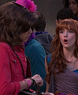 Shake_It_Up_S01E19_1080p_002174.jpg