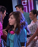 Shake_It_Up_S01E19_1080p_002707.jpg