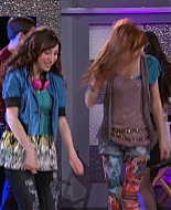 Shake_It_Up_S01E19_1080p_002730.jpg