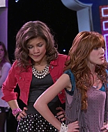 Shake_It_Up_S01E19_1080p_002799.jpg