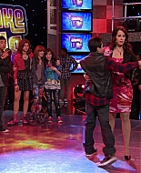 Shake_It_Up_S01E19_1080p_002926.jpg