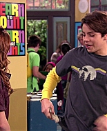 Wizards_of_Waverly_Place_S03E20_Maxs_Secret_Girlfriend_1080p_BTD_000117.jpg