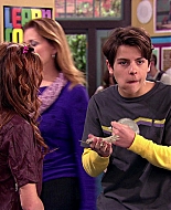Wizards_of_Waverly_Place_S03E20_Maxs_Secret_Girlfriend_1080p_BTD_000142.jpg