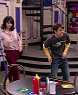 Wizards_of_Waverly_Place_S03E20_Maxs_Secret_Girlfriend_1080p_BTD_001297.jpg