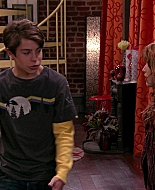 Wizards_of_Waverly_Place_S03E20_Maxs_Secret_Girlfriend_1080p_BTD_002849.jpg