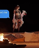 bellathornedaily_Lonely_mv_000134.jpg