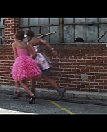 bellathornedaily_Watchme_shakeitup_mv_000014.jpg