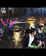 bellathornedaily_Watchme_shakeitup_mv_000018.jpg