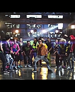 bellathornedaily_Watchme_shakeitup_mv_000021.jpg