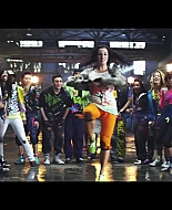 bellathornedaily_Watchme_shakeitup_mv_000027.jpg