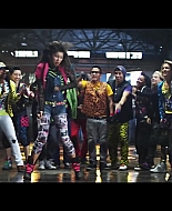 bellathornedaily_Watchme_shakeitup_mv_000039.jpg
