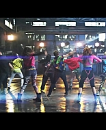 bellathornedaily_Watchme_shakeitup_mv_000052.jpg