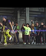 bellathornedaily_Watchme_shakeitup_mv_000075.jpg