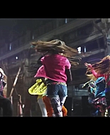 bellathornedaily_Watchme_shakeitup_mv_000086.jpg