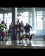 bellathornedaily_Watchme_shakeitup_mv_000090.jpg