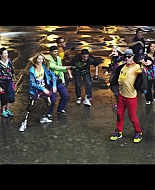 bellathornedaily_Watchme_shakeitup_mv_000103.jpg