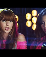 bellathornedaily_Watchme_shakeitup_mv_000109.jpg