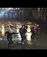 bellathornedaily_Watchme_shakeitup_mv_000134.jpg