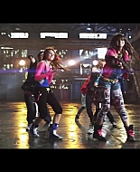 bellathornedaily_Watchme_shakeitup_mv_000140.jpg