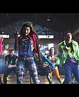 bellathornedaily_Watchme_shakeitup_mv_000145.jpg