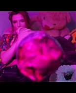 bellathornedaily_cLOUT_9_mv_000131.jpg