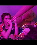 bellathornedaily_cLOUT_9_mv_000215.jpg
