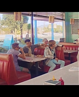 bellathornedaily_callitwhatever_screencaps_000436.jpg
