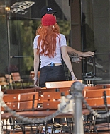 bellathornedaily_droppincash_set_sept18_284129.jpg