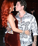 bellathornedaily_efronfashion_fw_milan_281829.jpg