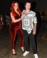 bellathornedaily_efronfashion_fw_milan_282629.jpg