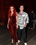 bellathornedaily_efronfashion_fw_milan_283829.jpg