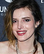 bellathornedaily_filmingitalyawards_282029.jpg