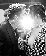 bellathornedaily_jokerpremiere_venicefilmfestival_2812629.jpg