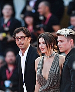 bellathornedaily_jokerpremiere_venicefilmfestival_288729.jpg
