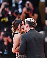 bellathornedaily_jokerpremiere_venicefilmfestival_288829.jpg