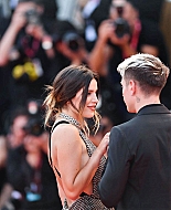 bellathornedaily_jokerpremiere_venicefilmfestival_289229.jpg