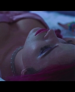 bellathornedaily_justcall_mv_000060.jpg