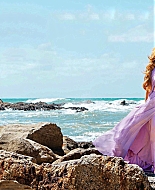 bellathornedaily_runwaymag_28429.jpg