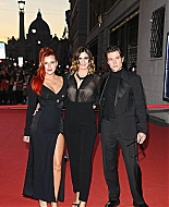 bellathornedaily_timeisup_premiere_redcarpet_rome_2810229.jpg