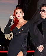 bellathornedaily_timeisup_premiere_redcarpet_rome_2811229.jpg