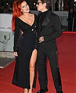 bellathornedaily_timeisup_premiere_redcarpet_rome_288729.jpg
